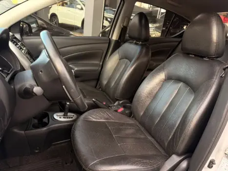 NISSAN Versa Sedan 1.6 16V 4P UNIQUE FLEX, Foto 12