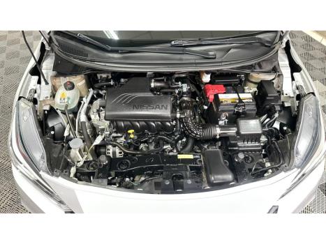 NISSAN Versa Sedan , Foto 11