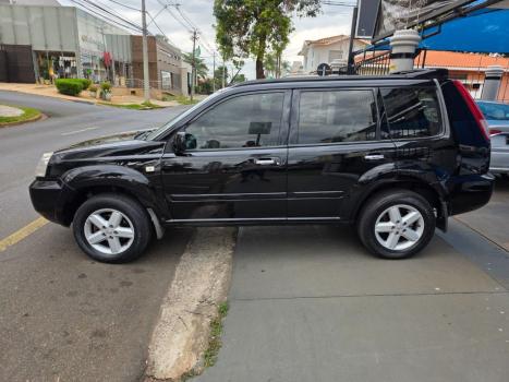 NISSAN X-Trail 2.5 16V 4P GX 4X4 AUTOMÁTICO, Foto 3 NISSAN X-Trail 2.5 16V 4P GX 4X4 AUTOMÁTICO, Foto 3