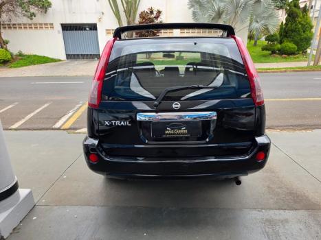 NISSAN X-Trail 2.5 16V 4P GX 4X4 AUTOMÁTICO, Foto 5 NISSAN X-Trail 2.5 16V 4P GX 4X4 AUTOMÁTICO, Foto 5