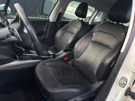 PEUGEOT 2008 1.6 16V 4P FLEX ALLURE AUTOM�TICO, Foto 12