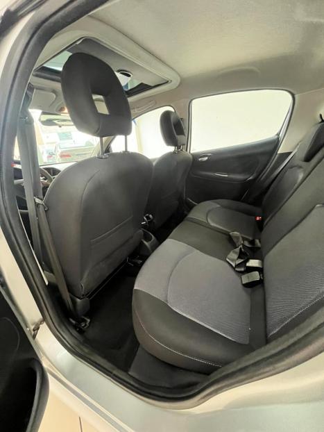 PEUGEOT 207 Hatch 1.6 16V 4P QUIKSILVER FLEX, Foto 14