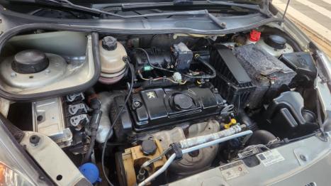 PEUGEOT 207 Hatch 1.4 4P XR FLEX, Foto 10