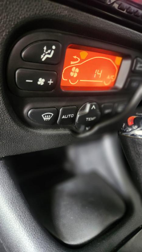 PEUGEOT 207 Hatch 1.6 16V 4P XS FLEX AUTOM�TICO, Foto 9