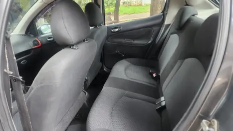 PEUGEOT 207 Hatch 1.4 4P XR FLEX, Foto 9