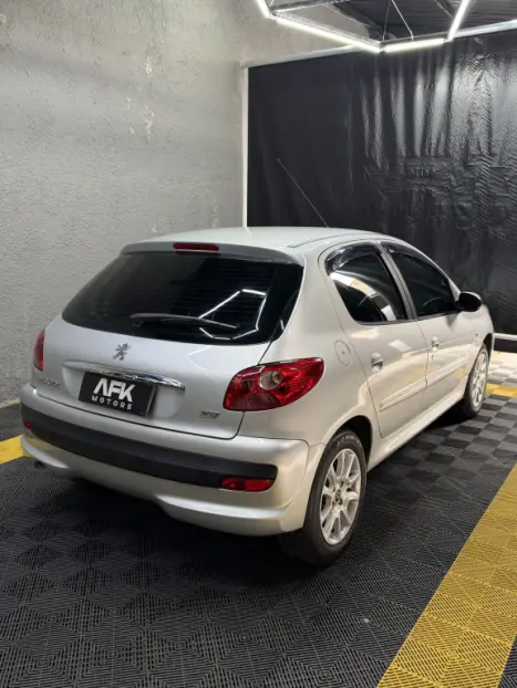 PEUGEOT 207 Hatch 1.4 4P XR FLEX, Foto 6