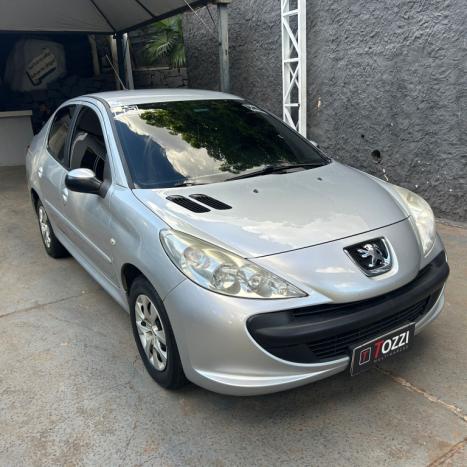PEUGEOT 207 Sedan 1.4 4P PASSION XR FLEX, Foto 1