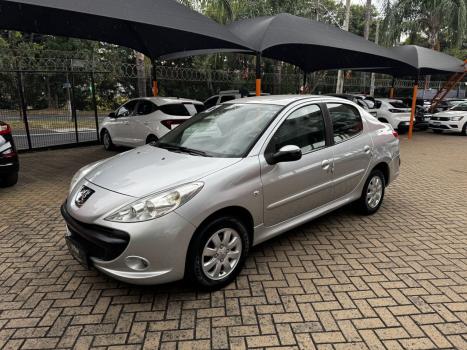 PEUGEOT 207 Sedan 1.4 4P PASSION SPORT XR FLEX, Foto 2