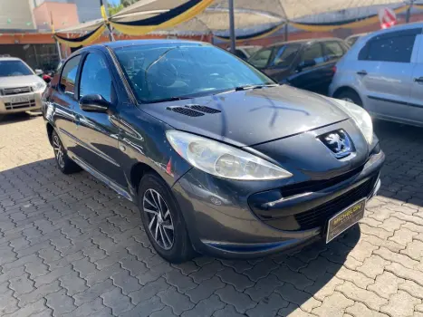 PEUGEOT 207 Sedan 1.4 4P PASSION XR FLEX, Foto 2