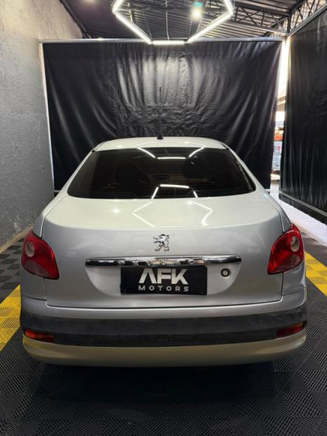 PEUGEOT 207 Sedan 1.4 4P PASSION XR FLEX, Foto 4