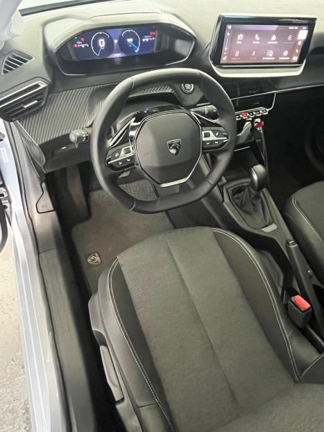 PEUGEOT 208 1.0 12V 4P FLEX ALLURE TURBO 200 AUTOM�TICO CVT, Foto 17