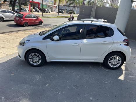 PEUGEOT 208 1.2 12V 4P ALLURE FLEX, Foto 4