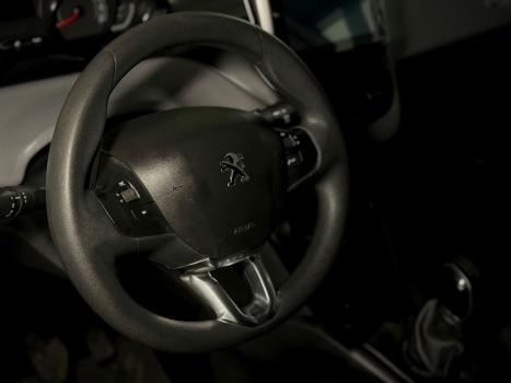 PEUGEOT 208 1.2 12V 4P ACTIVE FLEX, Foto 6