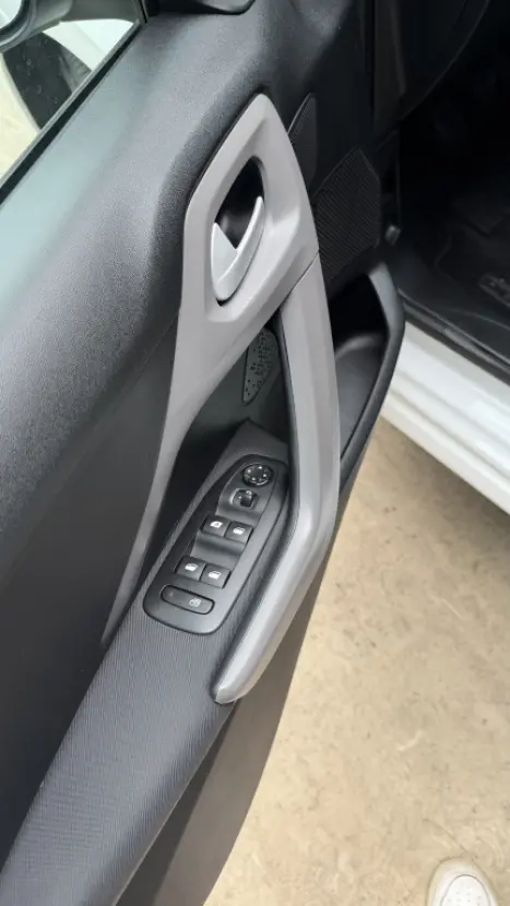 PEUGEOT 208 1.2 12V 4P ACTIVE FLEX, Foto 14