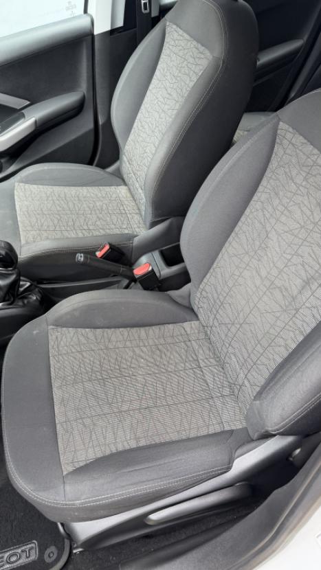 PEUGEOT 208 1.2 12V 4P ACTIVE FLEX, Foto 11