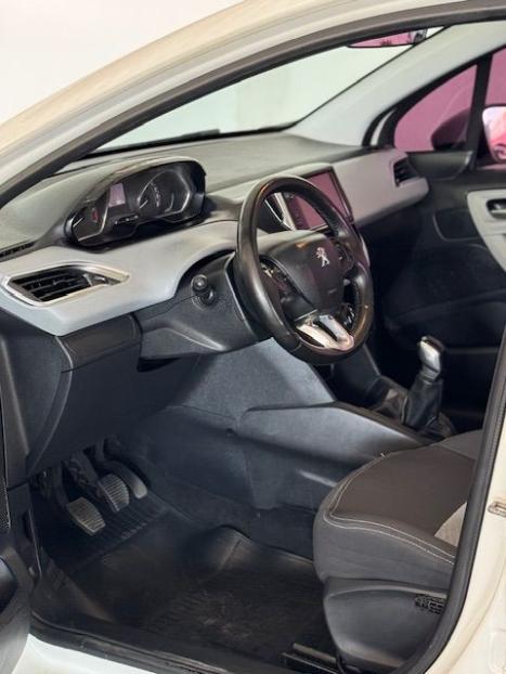 PEUGEOT 208 1.5 4P FLEX ALLURE, Foto 7 PEUGEOT 208 1.5 4P FLEX ALLURE, Foto 7