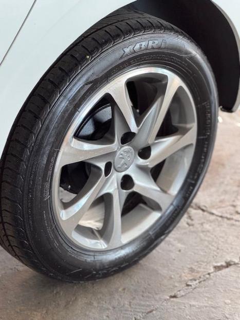 PEUGEOT 208 1.5 4P FLEX ALLURE, Foto 10 PEUGEOT 208 1.5 4P FLEX ALLURE, Foto 10