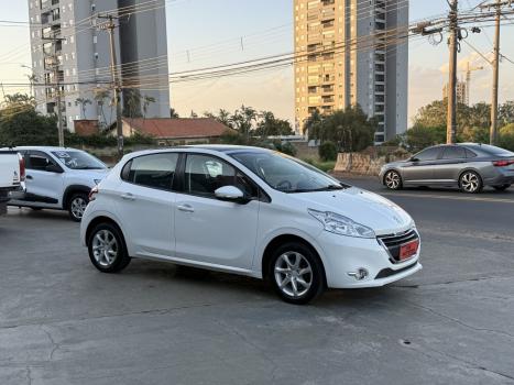 PEUGEOT 208 1.5 4P FLEX ALLURE, Foto 4