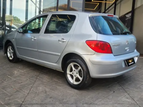 PEUGEOT 307 Hatch 1.6 16V 4P FLEX PRESENCE, Foto 5