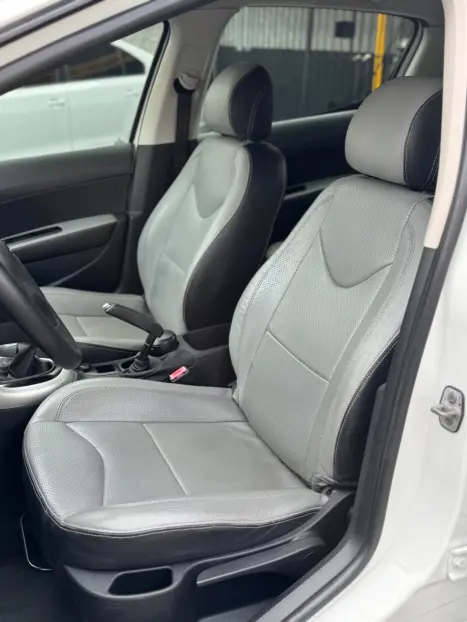 PEUGEOT 308 1.6 16V 4P FLEX ACTIVE, Foto 12