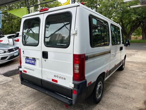 PEUGEOT Boxer 2.3 HDI 330 TURBO DIESEL 16 LUGARES, Foto 4