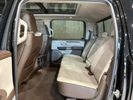 RAM 1500 3.0 HURRICANE 6 BITURBO LARAMIE CABINE DUPLA 4X4 AUTOM�TICO, Foto 13