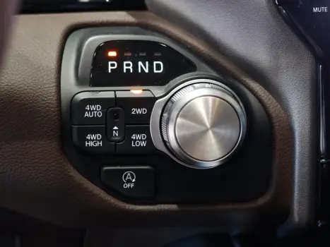 RAM 1500 3.0 HURRICANE 6 BITURBO LARAMIE CABINE DUPLA 4X4 AUTOM�TICO, Foto 16