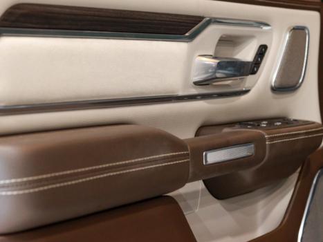 RAM 1500 3.0 HURRICANE 6 BITURBO LARAMIE CABINE DUPLA 4X4 AUTOM�TICO, Foto 20