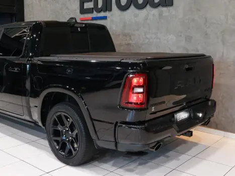 RAM 1500 3.0 HURRICANE 6 BITURBO LARAMIE NIGHT EDITION CABINE DUPLA 4X4 AUTOM�TICO, Foto 7