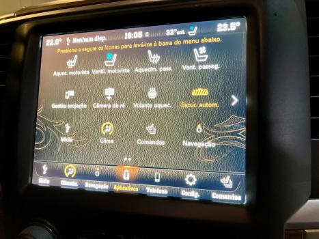 RAM 1500 5.7 V8 CLASSIC LARAMIE CABINE DUPLA 4X4 AUTOM�TICO, Foto 12