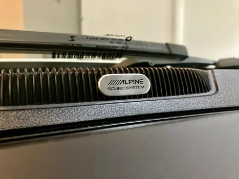 RAM 1500 5.7 V8 CLASSIC LARAMIE CABINE DUPLA 4X4 AUTOM�TICO, Foto 13