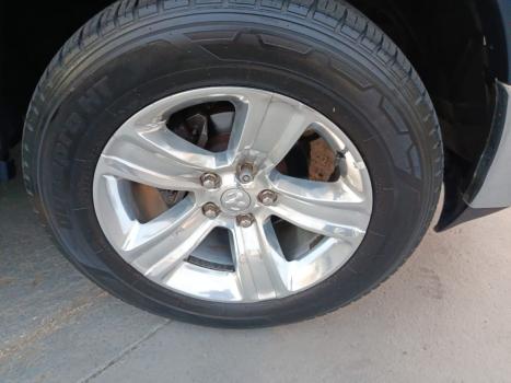 RAM 1500 5.7 V8 CLASSIC LARAMIE CABINE DUPLA 4X4 AUTOM�TICO, Foto 10