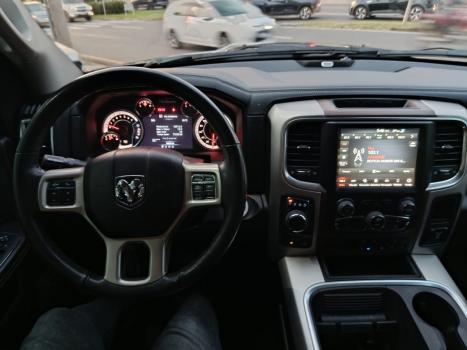 RAM 1500 5.7 V8 CLASSIC LARAMIE CABINE DUPLA 4X4 AUTOM�TICO, Foto 18