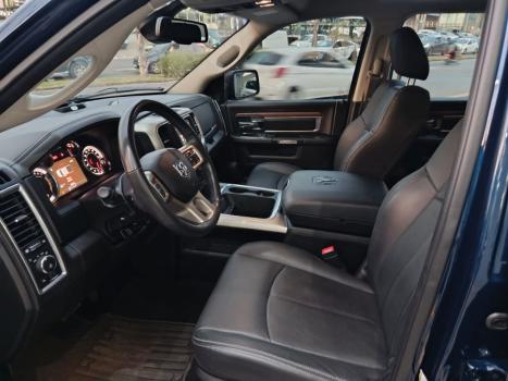 RAM 1500 5.7 V8 CLASSIC LARAMIE CABINE DUPLA 4X4 AUTOM�TICO, Foto 19
