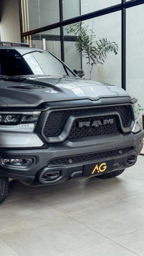 RAM 1500 5.7 V8 REBEL CABINE DUPLA 4X4 AUTOMTICO, Foto 3