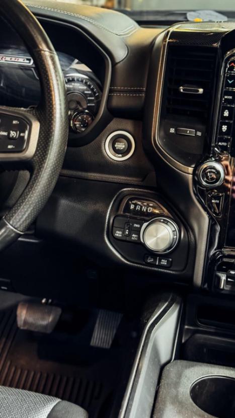 RAM 1500 5.7 V8 REBEL CABINE DUPLA 4X4 AUTOMTICO, Foto 7