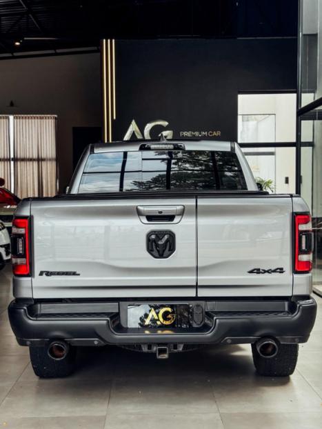 RAM 1500 5.7 V8 REBEL CABINE DUPLA 4X4 AUTOMTICO, Foto 15