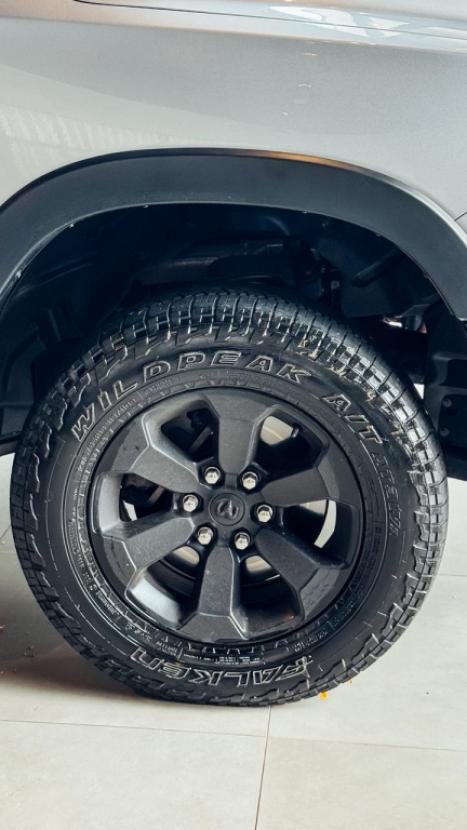 RAM 1500 5.7 V8 REBEL CABINE DUPLA 4X4 AUTOMTICO, Foto 19