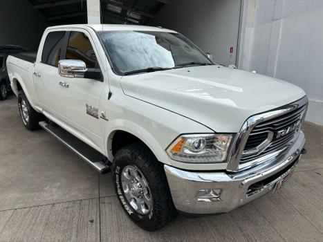 RAM 2500 6.7 I6 24V SLT CABINE DUPLA TURBO DIESEL LARAMIE 4X4 AUTOMTICO, Foto 3