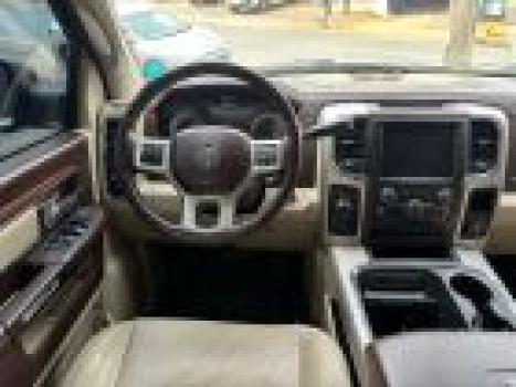 RAM 2500 6.7 I6 24V SLT CABINE DUPLA TURBO DIESEL LARAMIE 4X4 AUTOMTICO, Foto 24