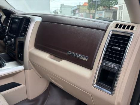 RAM 2500 6.7 I6 24V SLT CABINE DUPLA TURBO DIESEL LARAMIE 4X4 AUTOMTICO, Foto 26