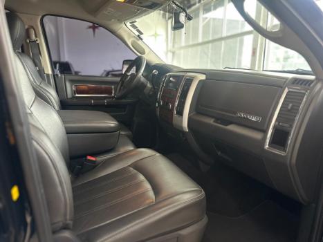 RAM 2500 6.7 I6 24V SLT CABINE DUPLA TURBO DIESEL LARAMIE 4X4 AUTOMTICO, Foto 5
