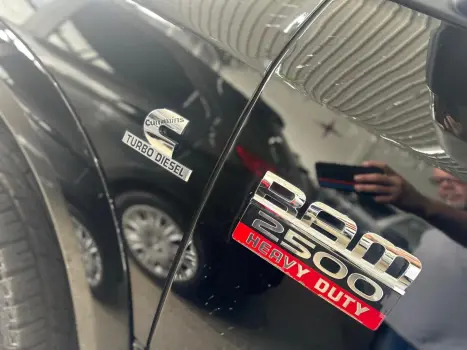 RAM 2500 6.7 I6 24V SLT CABINE DUPLA TURBO DIESEL LARAMIE 4X4 AUTOMTICO, Foto 12