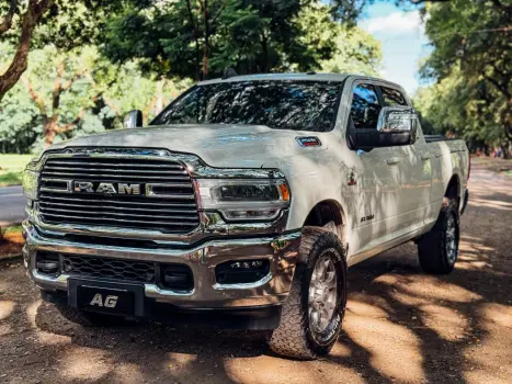 RAM 2500 6.7 I6 24V SLT CABINE DUPLA TURBO DIESEL LARAMIE 4X4 AUTOM�TICO, Foto 2