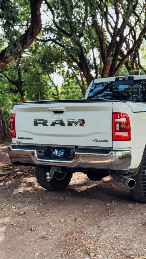 RAM 2500 6.7 I6 24V SLT CABINE DUPLA TURBO DIESEL LARAMIE 4X4 AUTOM�TICO, Foto 15