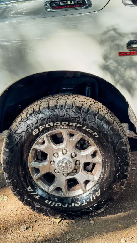 RAM 2500 6.7 I6 24V SLT CABINE DUPLA TURBO DIESEL LARAMIE 4X4 AUTOM�TICO, Foto 20