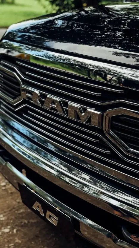 RAM 2500 6.7 I6 24V SLT CABINE DUPLA TURBO DIESEL LARAMIE 4X4 AUTOM�TICO, Foto 6