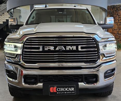 RAM 2500 6.7 I6 24V SLT CABINE DUPLA TURBO DIESEL LARAMIE 4X4 AUTOM�TICO, Foto 2