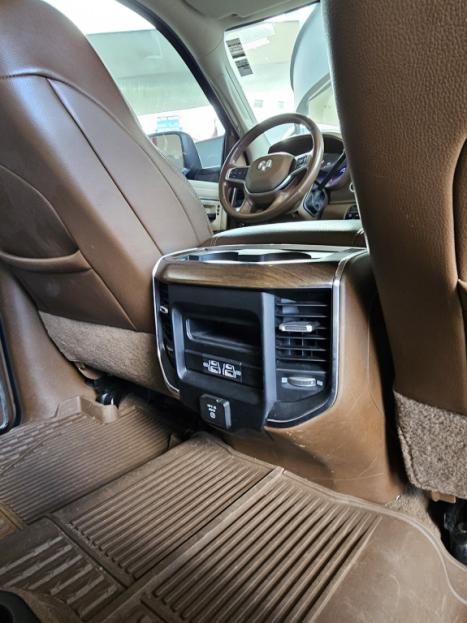 RAM 2500 6.7 I6 24V SLT CABINE DUPLA TURBO DIESEL LARAMIE 4X4 AUTOM�TICO, Foto 10