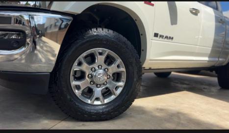 RAM 2500 6.7 I6 24V SLT CABINE DUPLA TURBO DIESEL LARAMIE 4X4 AUTOM�TICO, Foto 3